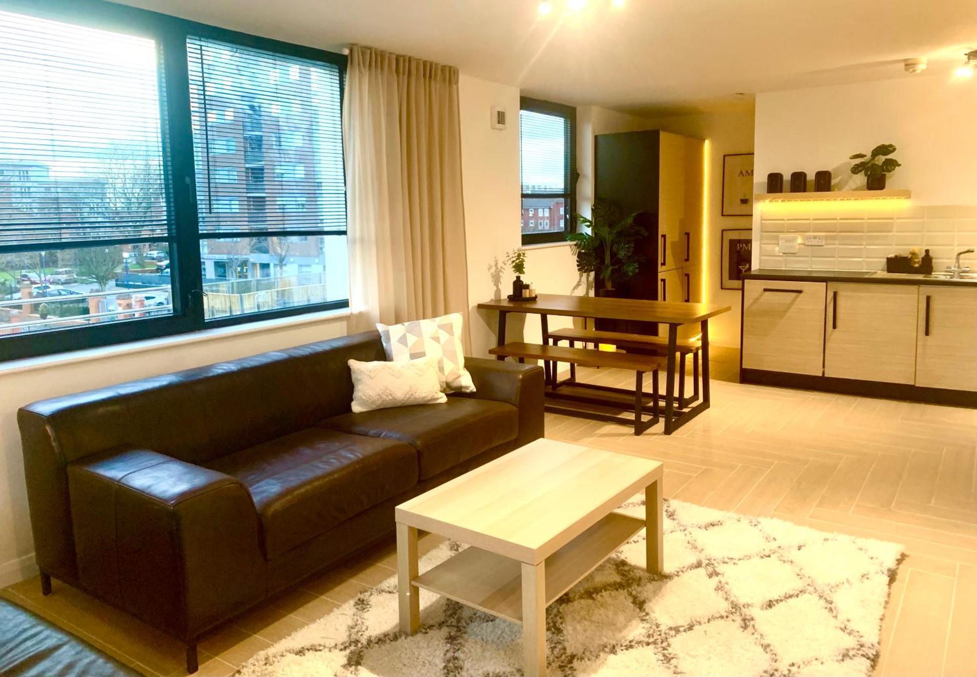 Large Stylish 3 Bedroom City Centre Apartment Free Secure Parking Liverpool Exterior foto